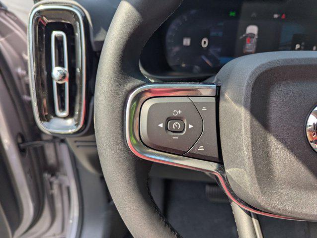 new 2026 Volvo XC40 car