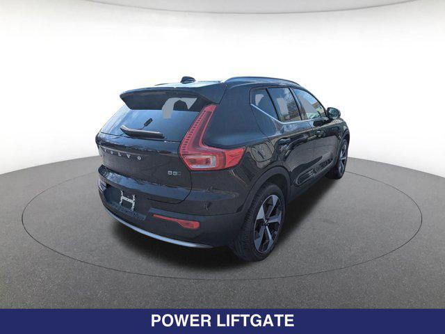 new 2025 Volvo XC40 car, priced at $40,344