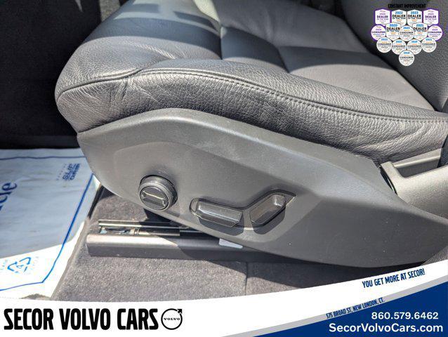 used 2023 Volvo XC60 car, priced at $36,995