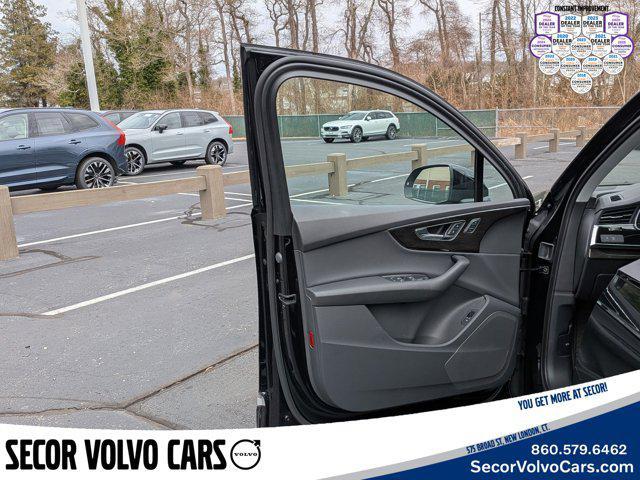 used 2022 Audi Q7 car, priced at $35,495