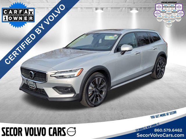 used 2024 Volvo V60 Cross Country car, priced at $45,995
