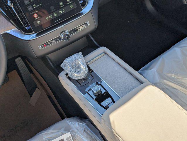 new 2026 Volvo XC90 car, priced at $68,605