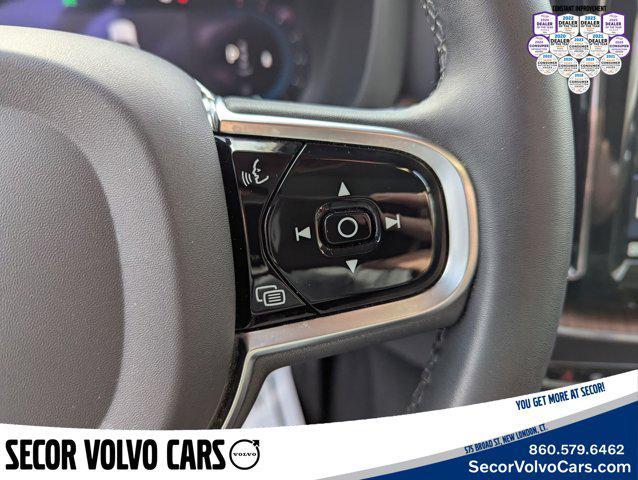 used 2022 Volvo XC60 car, priced at $35,495