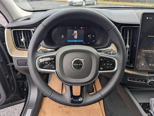 new 2026 Volvo XC60 car, priced at $55,985