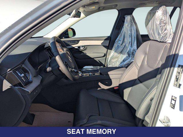 new 2026 Volvo XC90 Plug-In Hybrid car, priced at $86,744