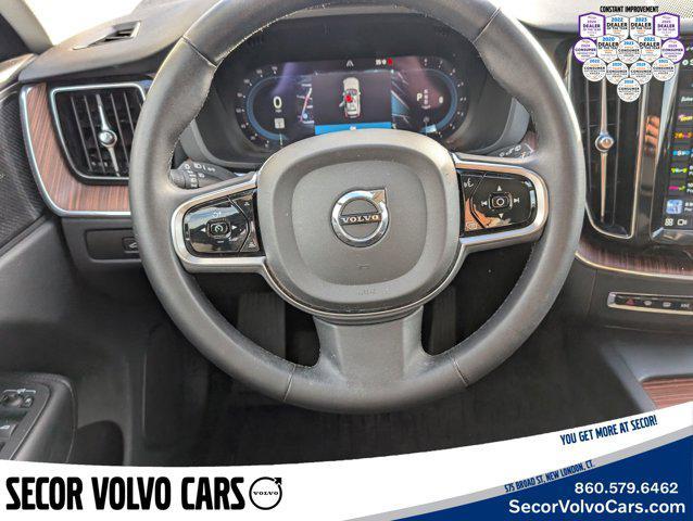 used 2023 Volvo XC60 car, priced at $33,495