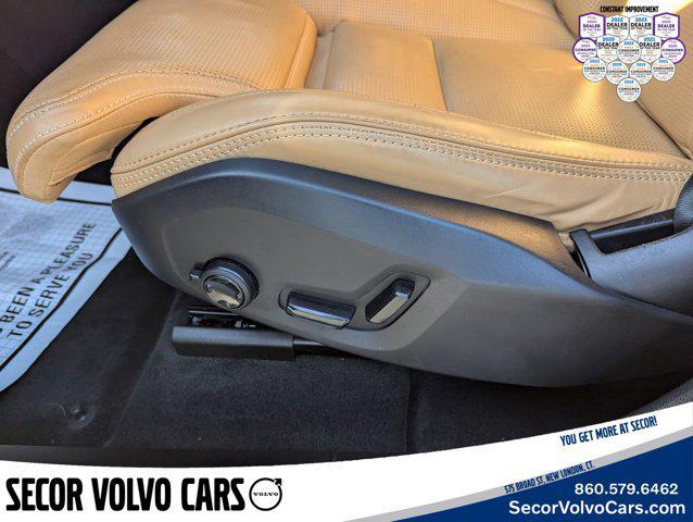 used 2023 Volvo XC60 car, priced at $34,995
