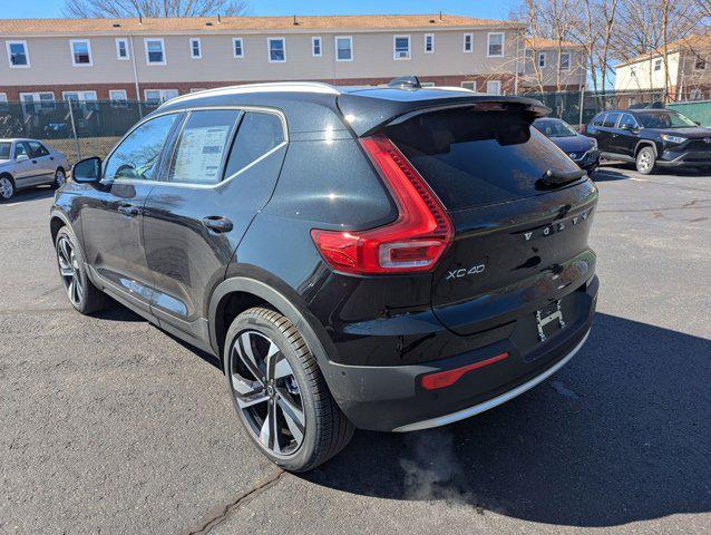 new 2025 Volvo XC40 car, priced at $44,995