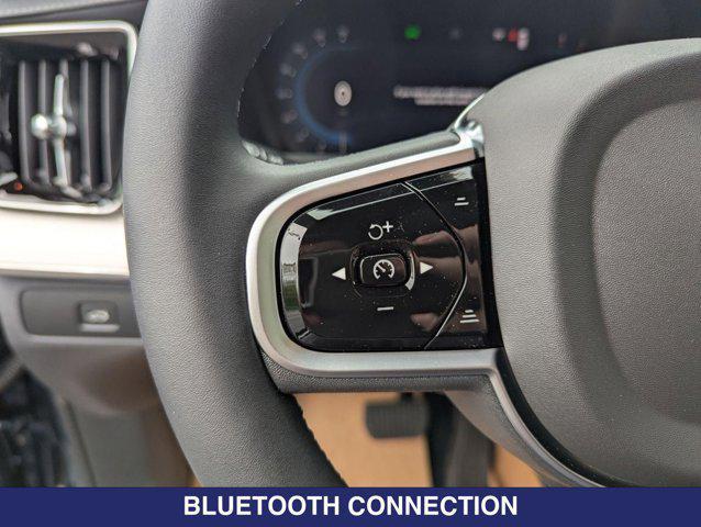 new 2025 Volvo XC90 car, priced at $65,895