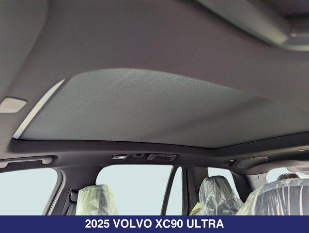 new 2025 Volvo XC90 car, priced at $65,895