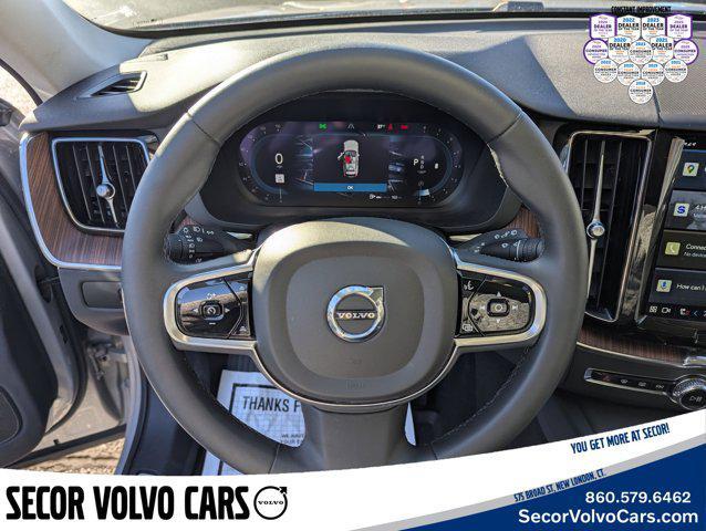 used 2023 Volvo XC60 car, priced at $34,795
