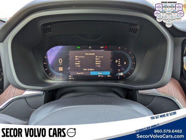 used 2023 Volvo XC60 car, priced at $35,495