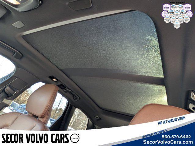 used 2023 Volvo XC60 car, priced at $35,495