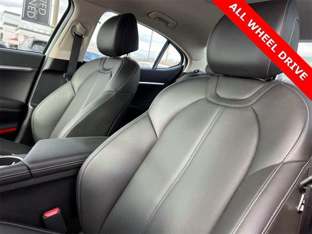 used 2025 Genesis G70 car, priced at $36,995