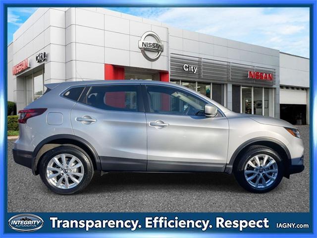 used 2022 Nissan Rogue Sport car, priced at $16,595