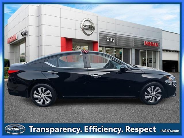 used 2022 Nissan Altima car, priced at $16,495