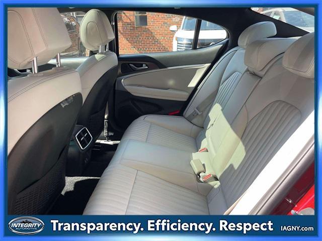 used 2025 Genesis G70 car, priced at $33,995