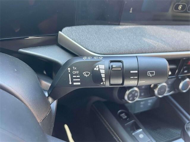 new 2025 Nissan Kicks car, priced at $27,923