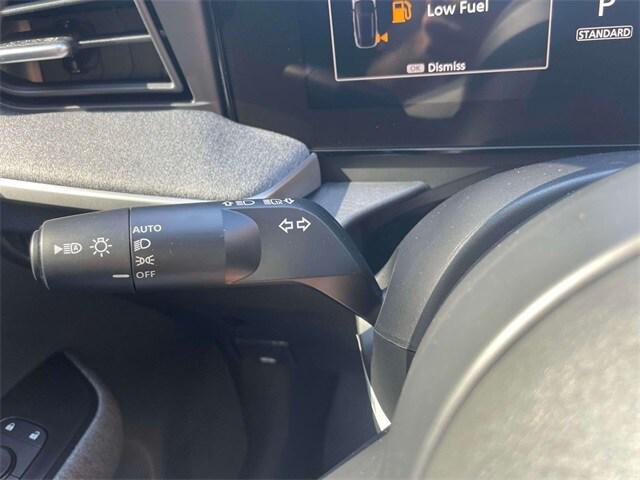 new 2025 Nissan Kicks car, priced at $27,923