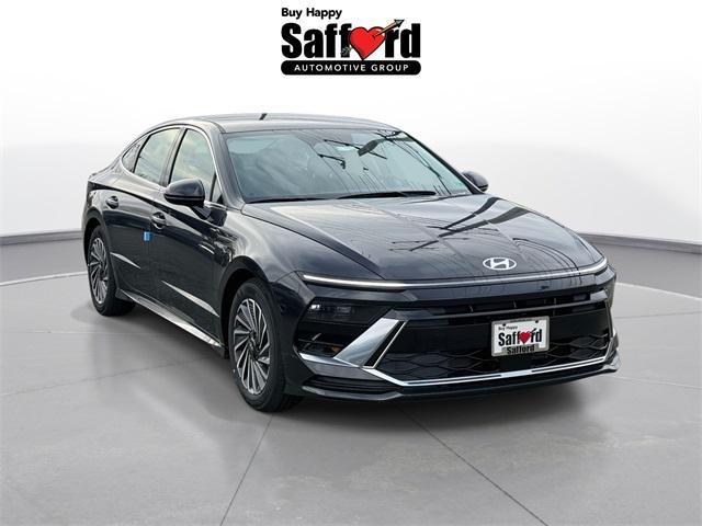 new 2025 Hyundai Sonata Hybrid car, priced at $30,735