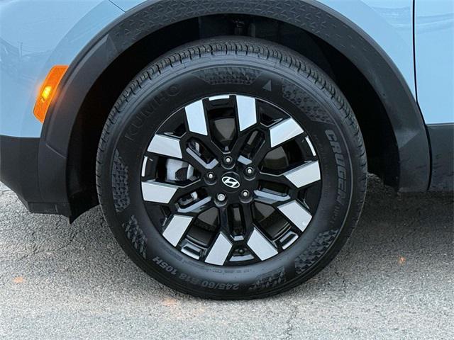 used 2025 Hyundai SANTA CRUZ car, priced at $27,278