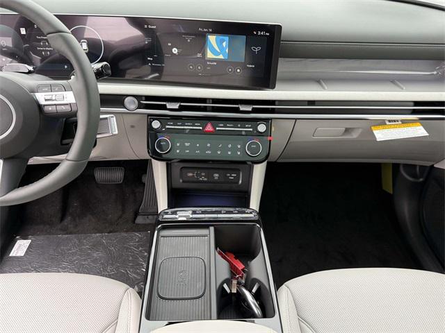 new 2026 Hyundai TUCSON Hybrid car, priced at $43,120