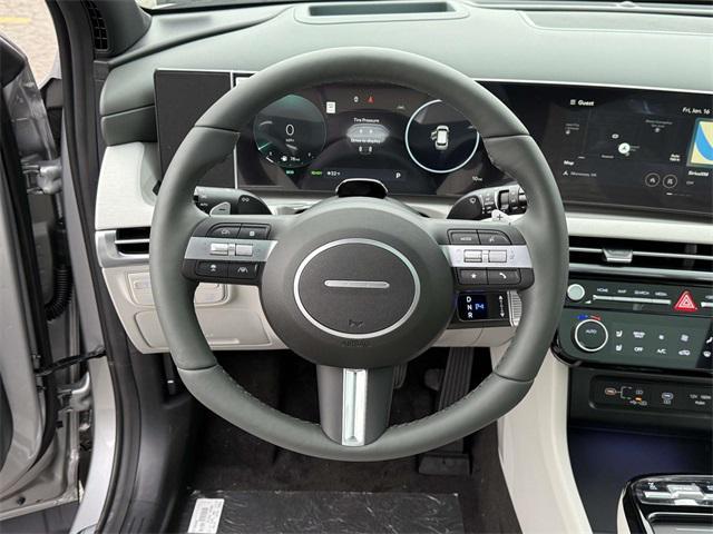 new 2026 Hyundai TUCSON Hybrid car, priced at $43,120