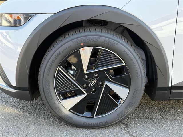 2025 Atlas White Hyundai IONIQ 5