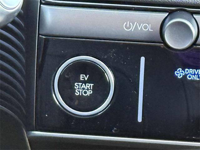 2025 Atlas White Hyundai IONIQ 5