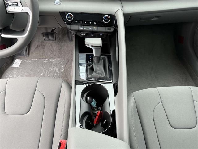 new 2026 Hyundai ELANTRA HEV car, priced at $27,110