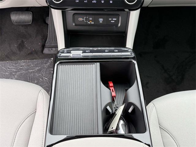 new 2026 Hyundai TUCSON Hybrid car, priced at $33,610