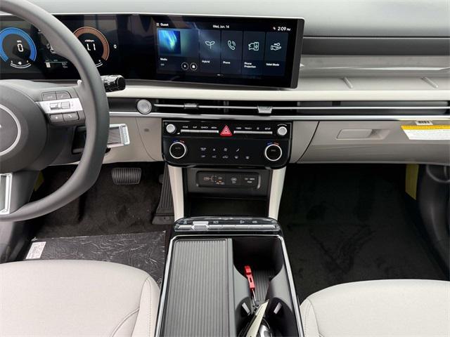 new 2026 Hyundai TUCSON Hybrid car, priced at $33,610