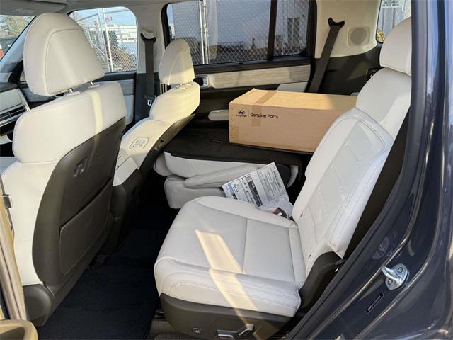 new 2025 Hyundai SANTA FE HEV car, priced at $47,369