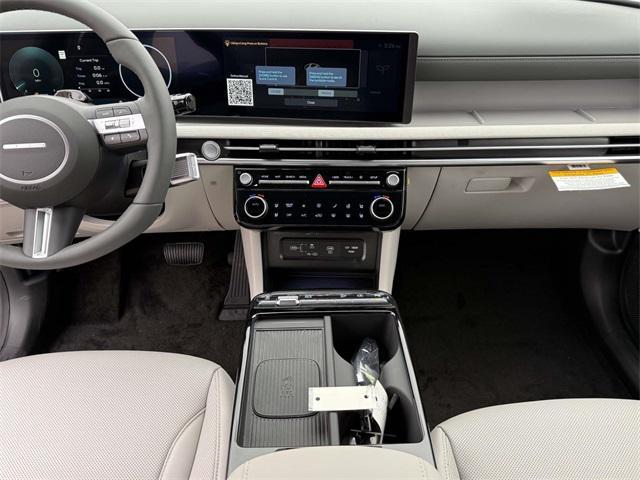 new 2026 Hyundai TUCSON Hybrid car, priced at $43,300