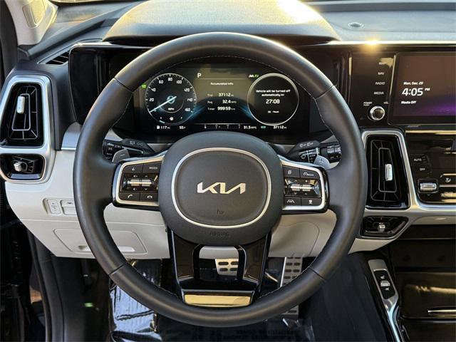 used 2023 Kia Sorento Hybrid car, priced at $32,444
