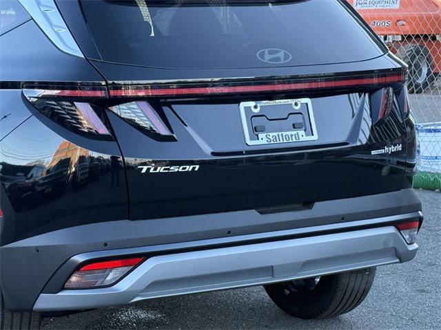 new 2026 Hyundai TUCSON Hybrid car, priced at $43,380