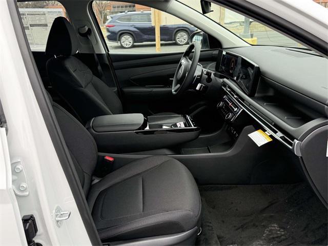 new 2026 Hyundai TUCSON Hybrid car, priced at $34,125