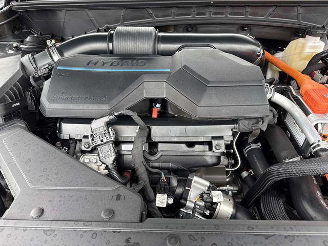 used 2025 Hyundai TUCSON Hybrid car, priced at $36,800