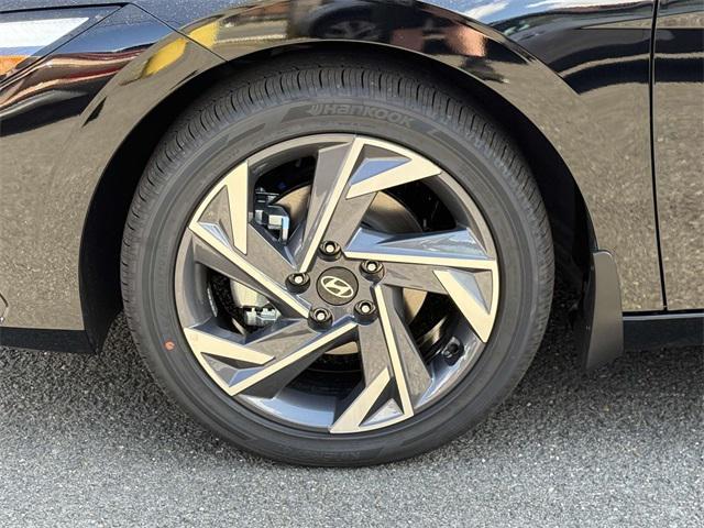 new 2025 Hyundai ELANTRA HEV car, priced at $29,155