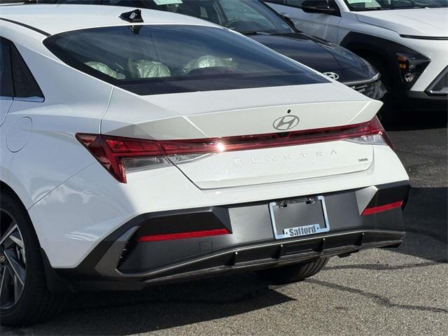 new 2025 Hyundai ELANTRA HEV car, priced at $29,655