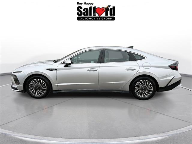used 2025 Hyundai Sonata Hybrid car, priced at $26,896