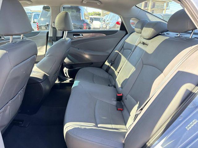 used 2015 Hyundai Sonata Hybrid car, priced at $9,900