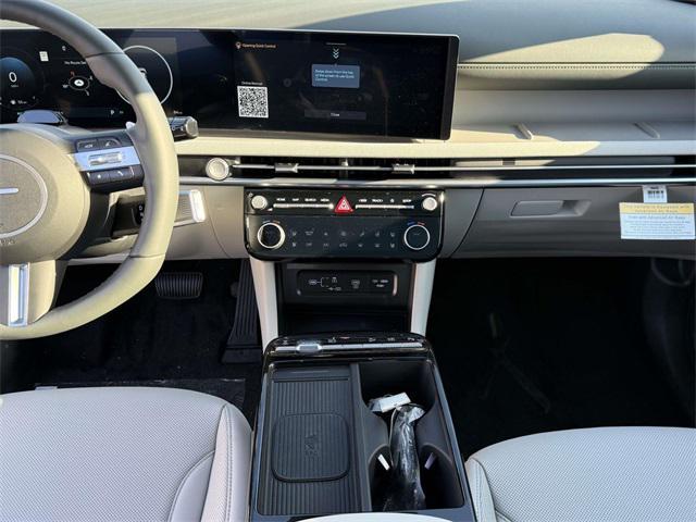 new 2025 Hyundai TUCSON Hybrid car, priced at $40,095