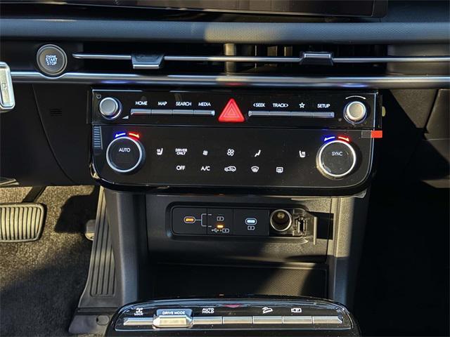 new 2026 Hyundai TUCSON Hybrid car, priced at $34,555