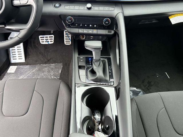 new 2025 Hyundai ELANTRA HEV car, priced at $29,780