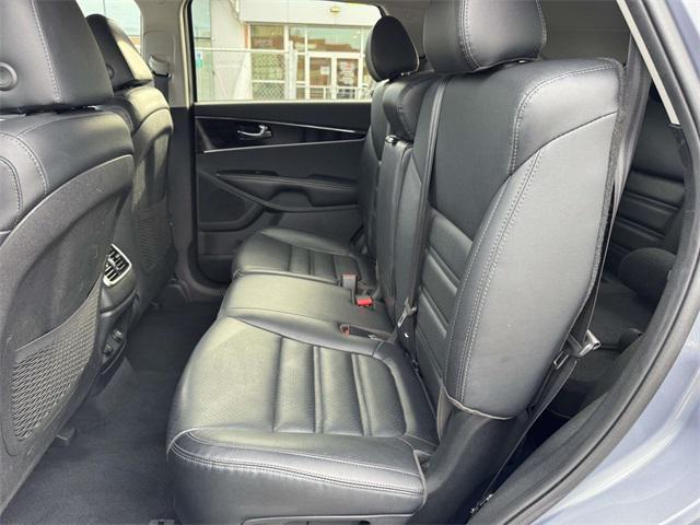 used 2020 Kia Sorento car, priced at $16,963