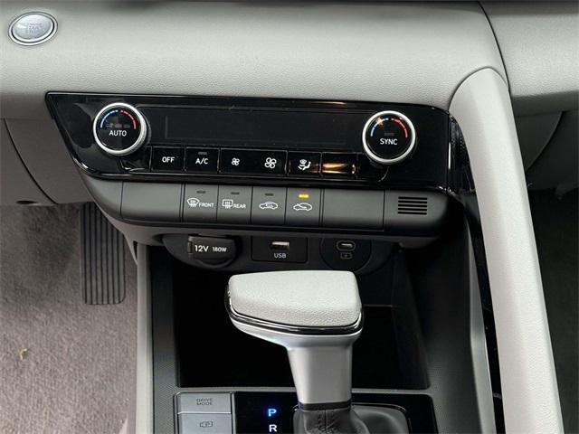 new 2026 Hyundai ELANTRA HEV car, priced at $26,610