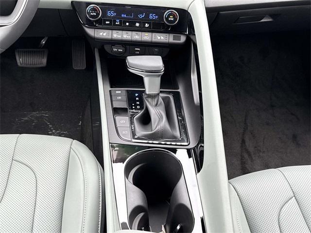 new 2025 Hyundai ELANTRA HEV car, priced at $29,185