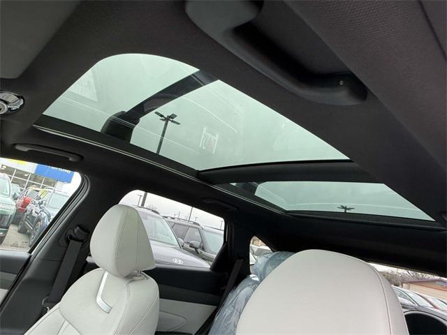 new 2026 Hyundai TUCSON Hybrid car, priced at $43,760