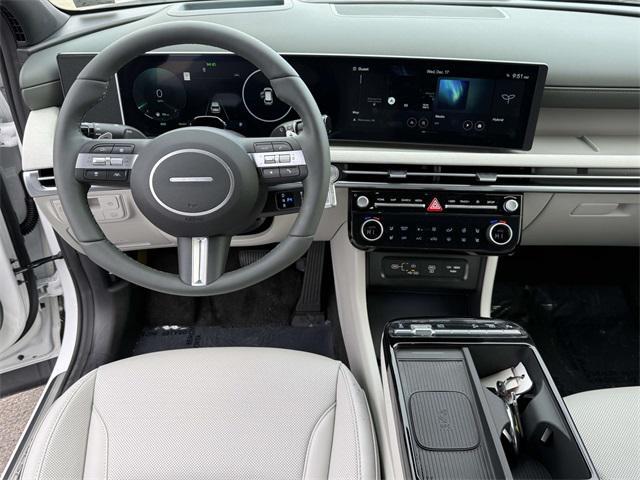 new 2026 Hyundai TUCSON Hybrid car, priced at $43,805